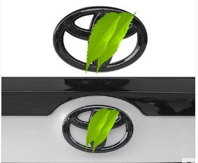  Logo sau xe màu đen bóng